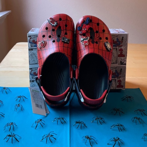 🕷️🕸️🕷️ CROCS SPIDER- MAN CLOG 🕷️🕸️🕷️ NWT 🕷️🕸️🕷️ - Picture 2 of 16